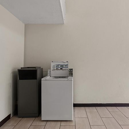 Red Lion Inn & Suites Caseyville Esterno foto