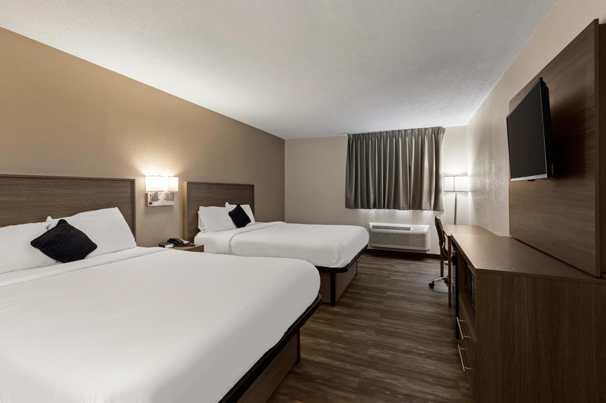 Red Lion Inn & Suites Caseyville Esterno foto