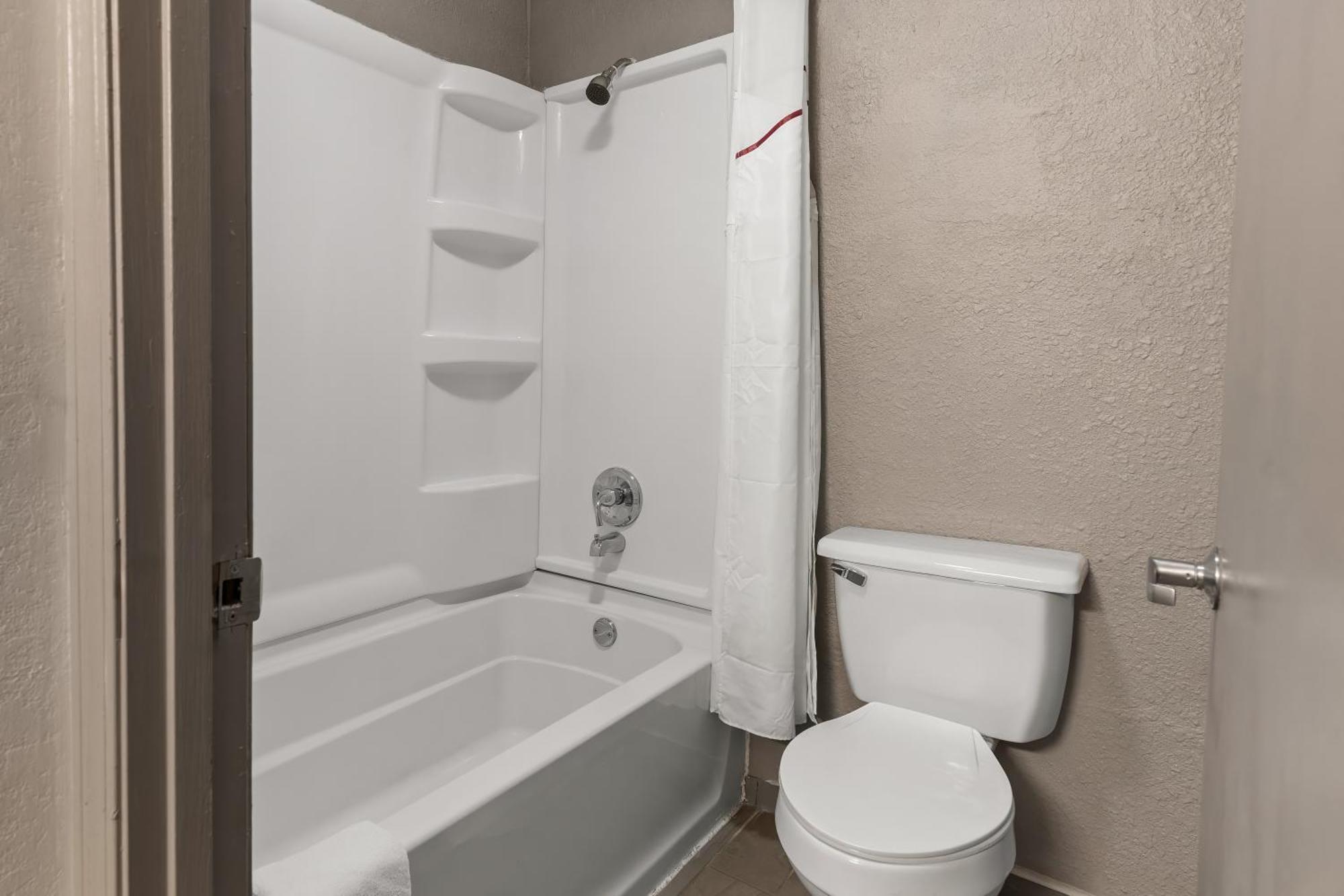 Red Lion Inn & Suites Caseyville Esterno foto
