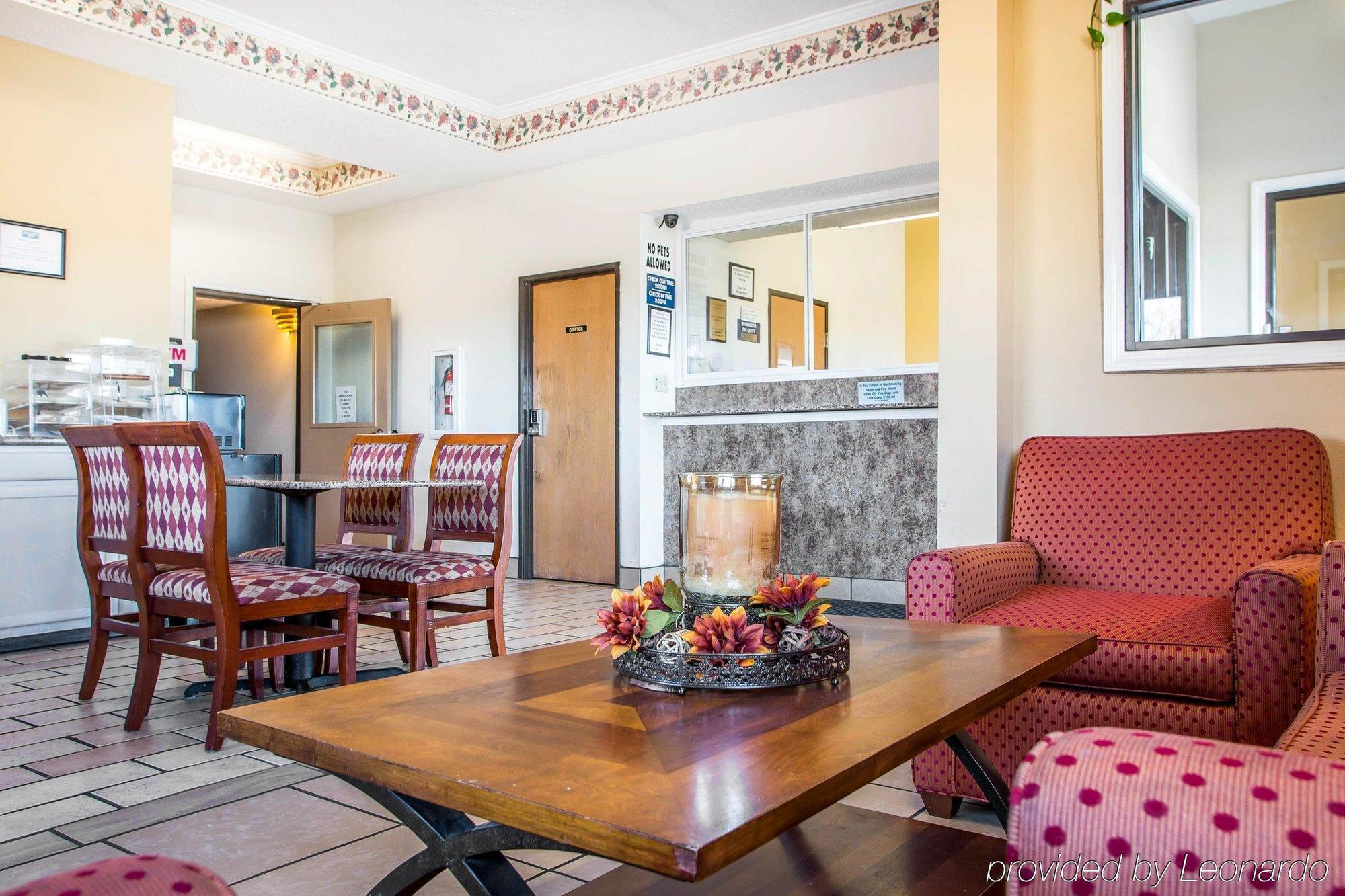 Red Lion Inn & Suites Caseyville Esterno foto