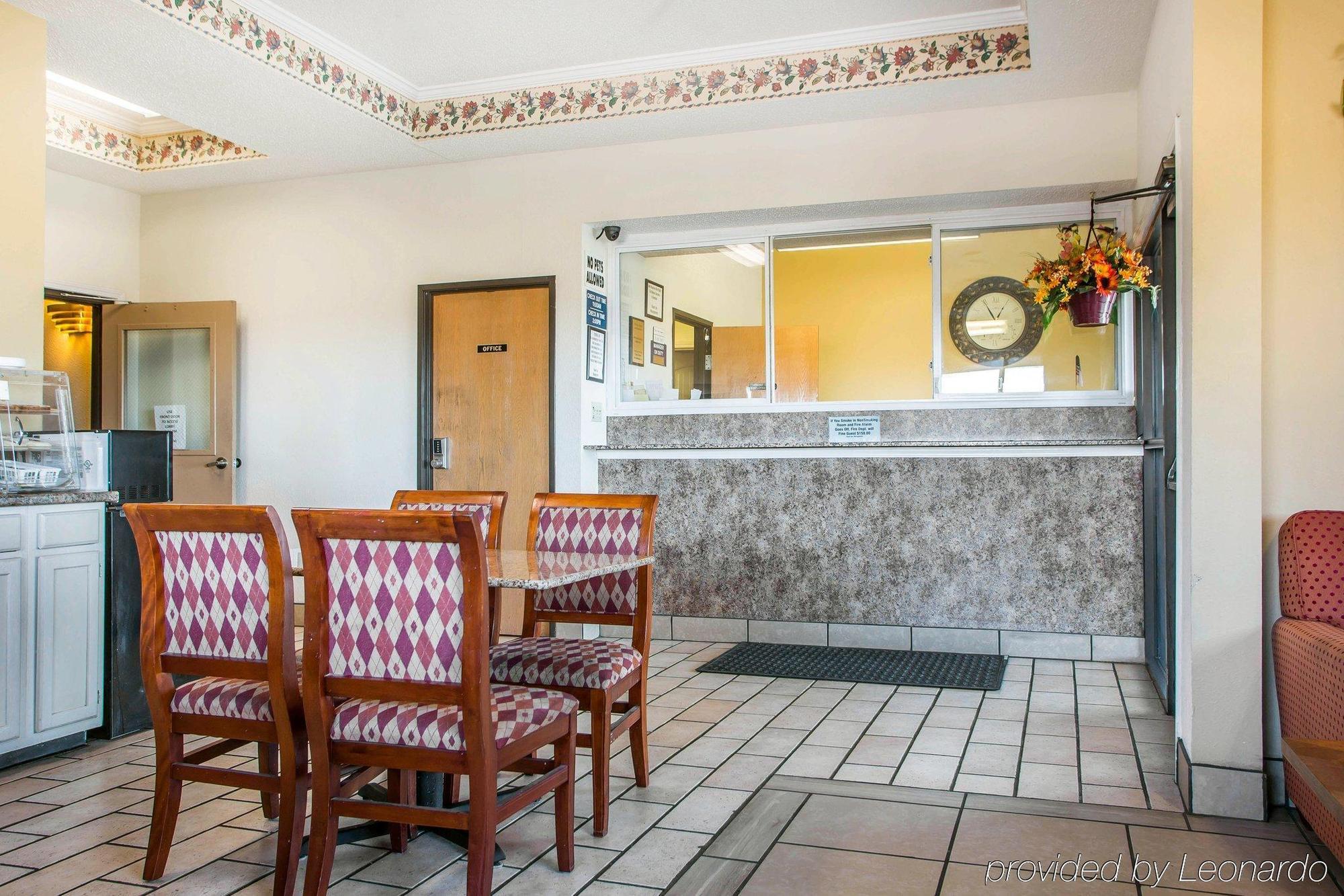 Red Lion Inn & Suites Caseyville Esterno foto