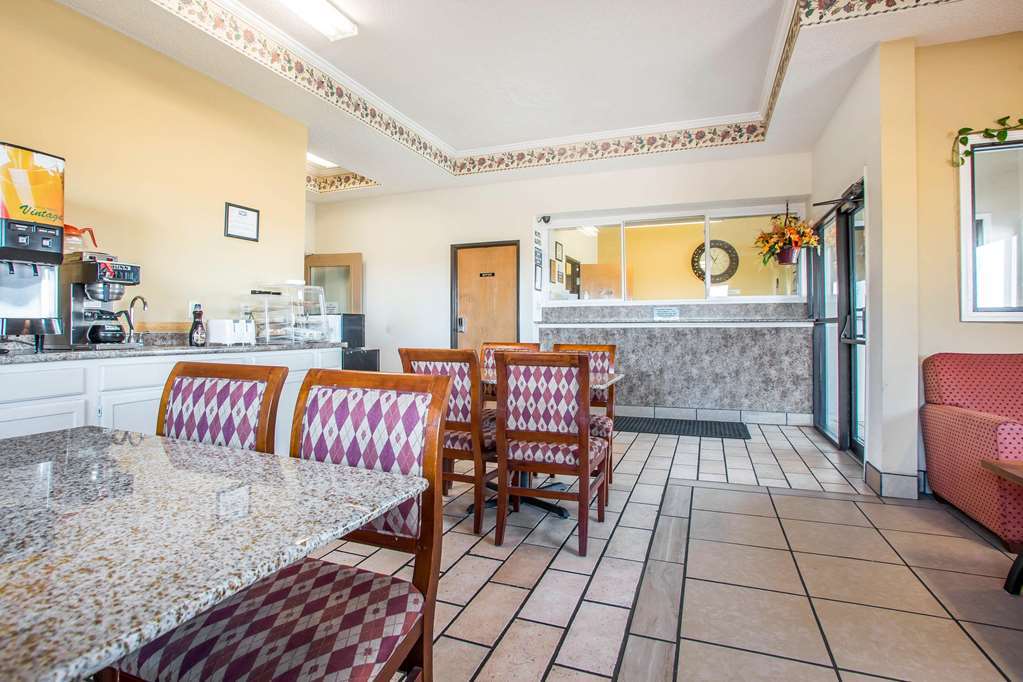 Red Lion Inn & Suites Caseyville Interno foto